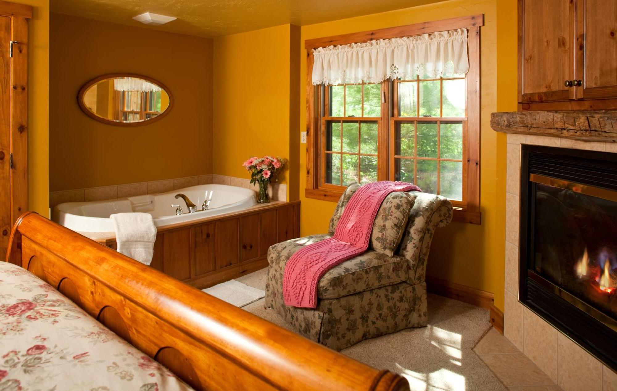 Chanticleer Cabins Sturgeon Bay Rum bild